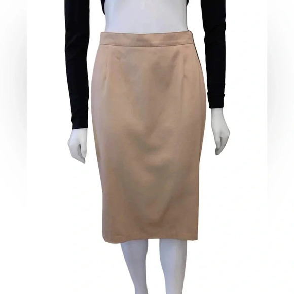 Town & Country  A Line Tan Skirt Size 10 - Picture 1 of 8